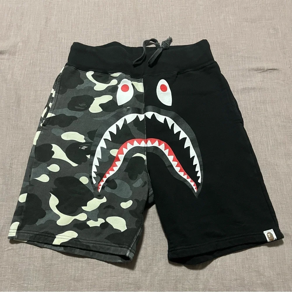 A Bathing Ape Bape Black Camo City Shorts Glow in the Dark Size Medium Shark